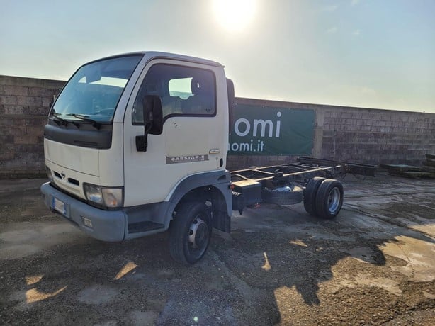 2002 NISSAN CABSTAR 120