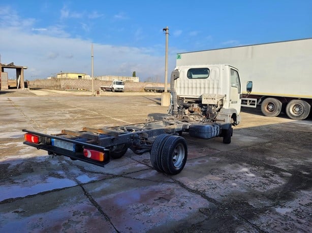 2002 NISSAN CABSTAR 120
