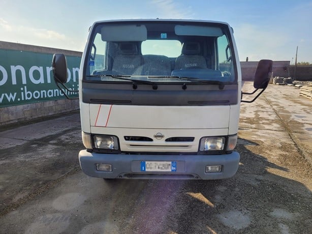 2002 NISSAN CABSTAR 120