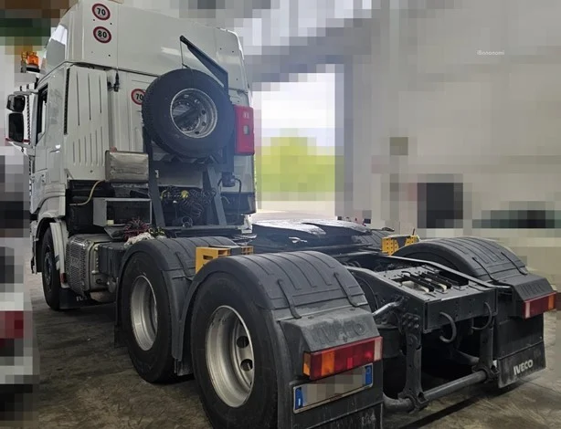 2015 IVECO STRALIS 500