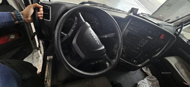2015 IVECO STRALIS 500