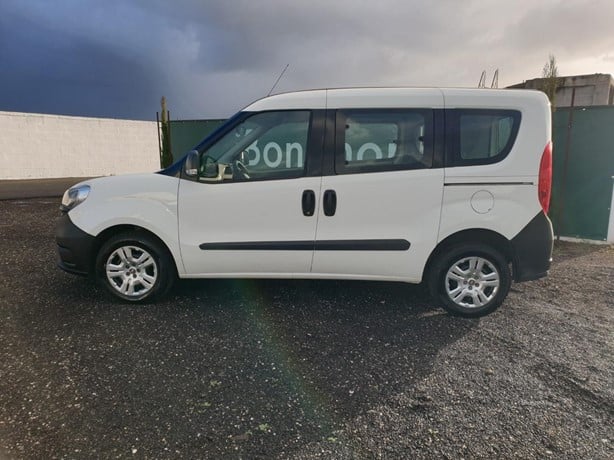 2018 FIAT DOBLO