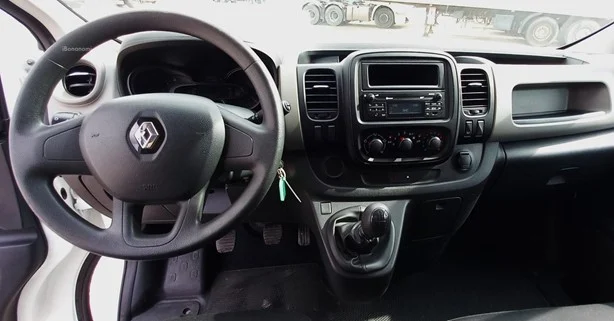 2018 RENAULT TRAFIC