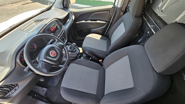 2022 FIAT DOBLO