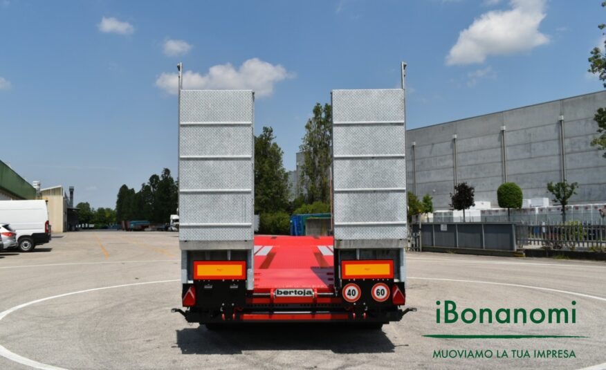 Rimorchio Bertoja SC 330 – 3 assi trasporti eccezionali | iBonanomi