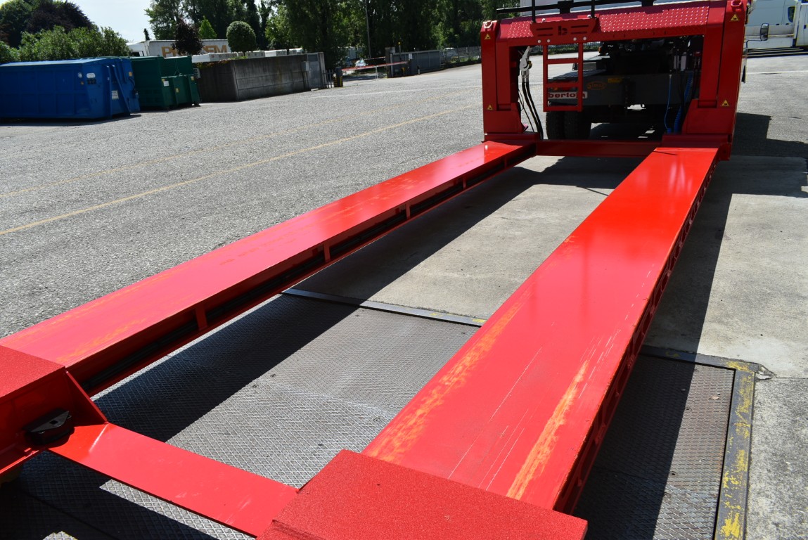 Semirimorchio Bertoja vasca