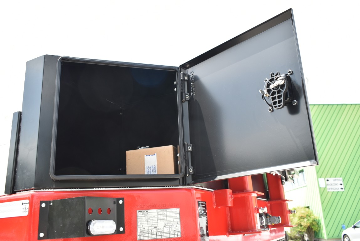 Semirimorchio Bertoja vasca