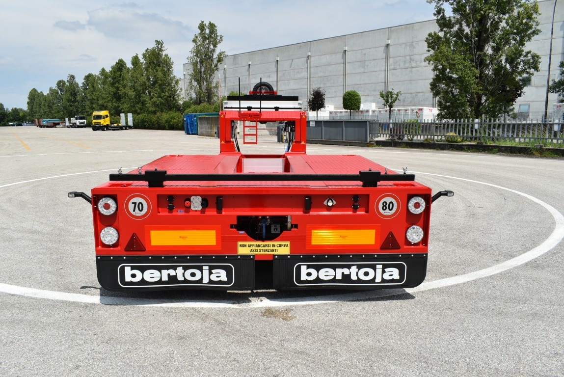 Semirimorchio Bertoja vasca