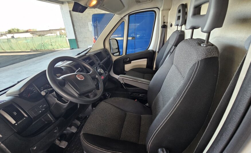 fiat-ducato-l4-h3-2017-interni.jpg