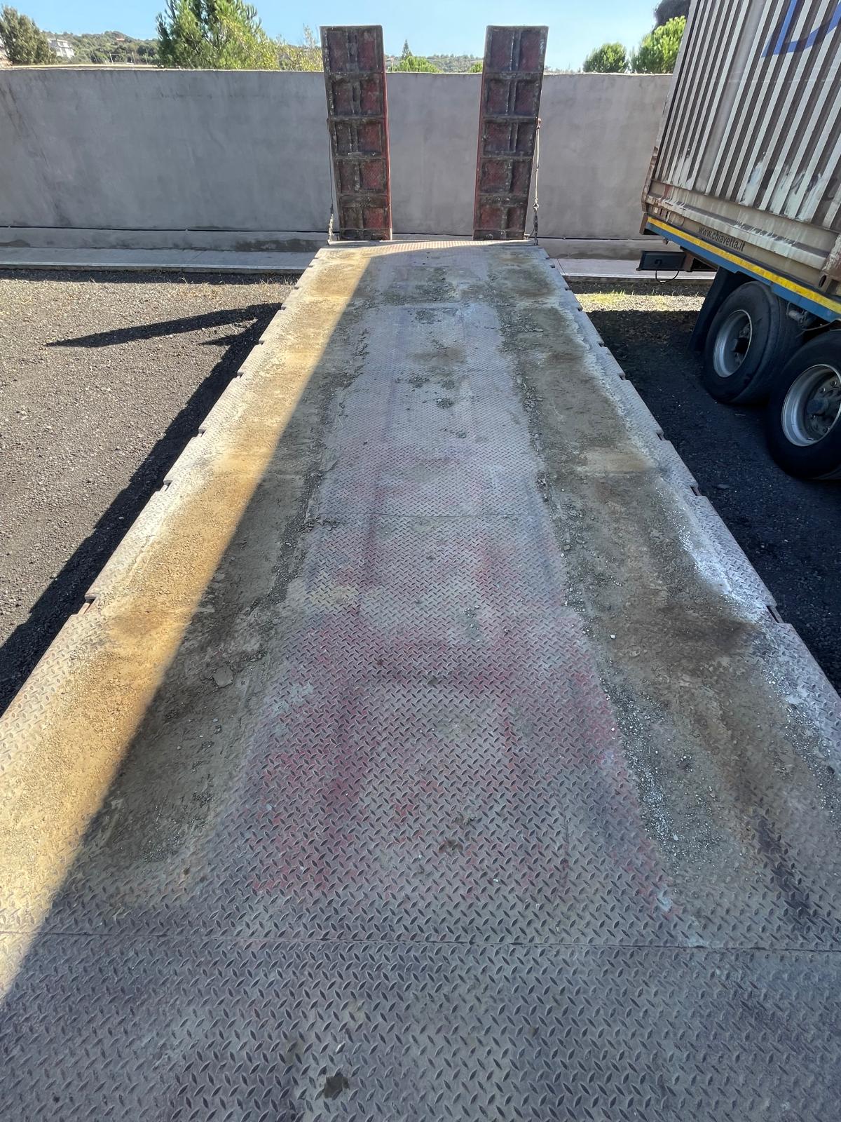 Semirimorchio De Angelis