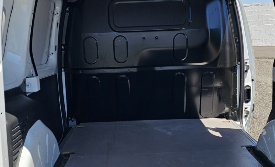renault-kangoo-2020-interni.jpg