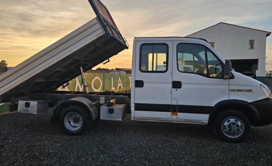 IvecoDaily7posti3.0 ribaltabiletrilaterale usato
