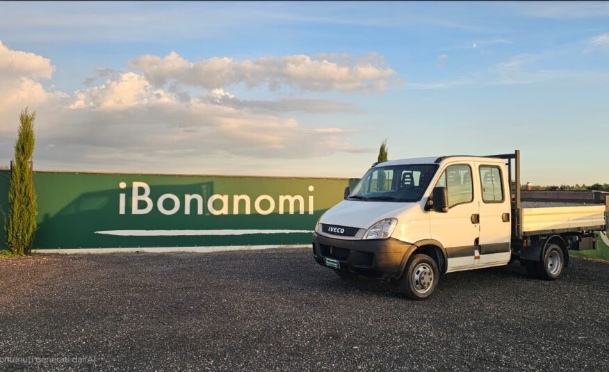 IvecoDaily7posti3.0 ribaltabiletrilaterale