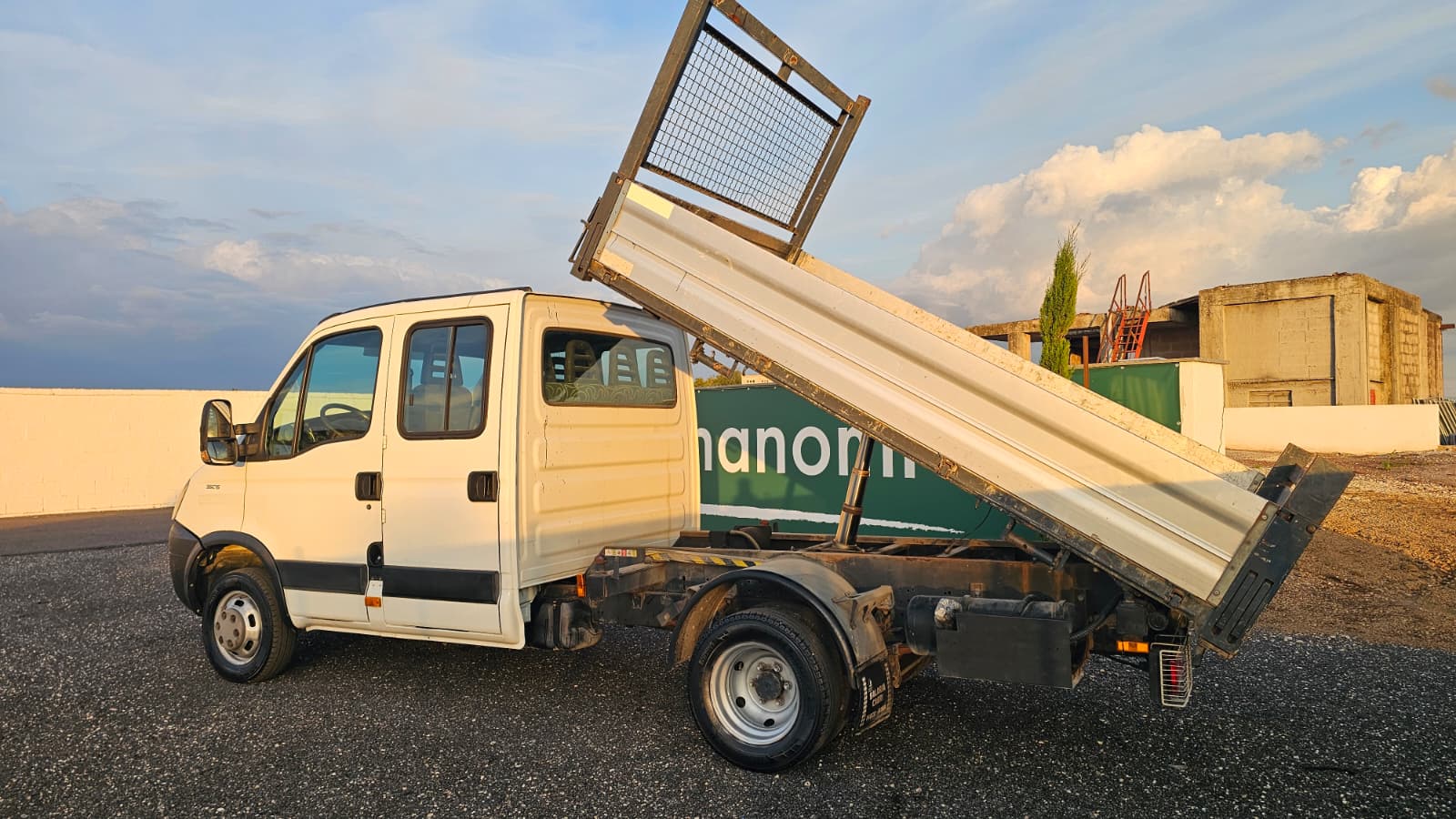 IvecoDaily7posti3.0 ribaltabiletrilaterale