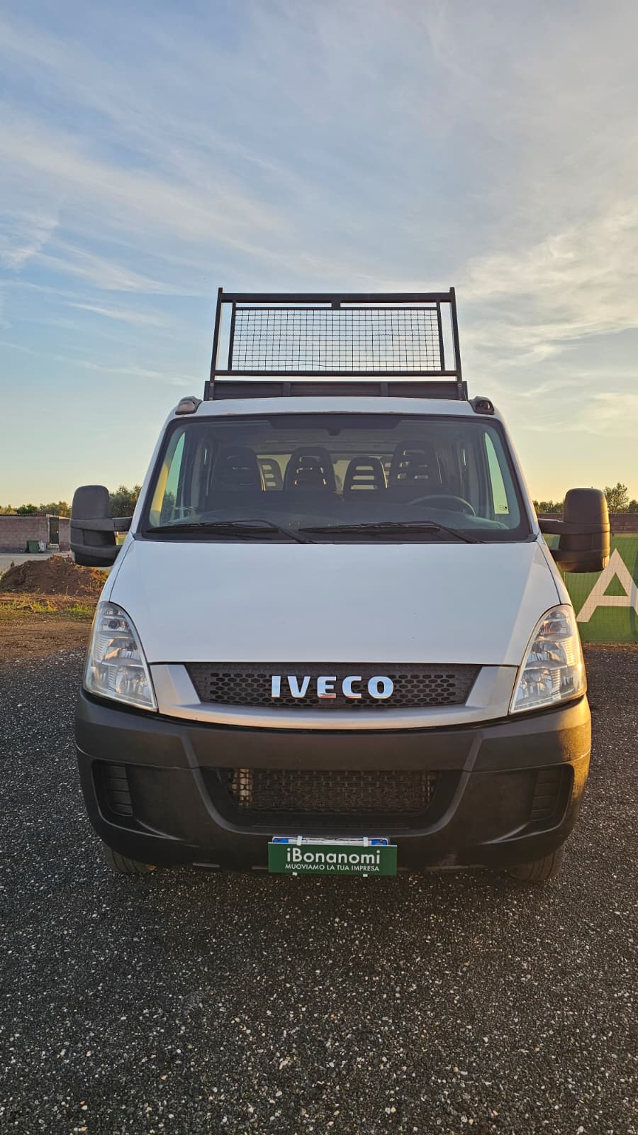 IvecoDaily7posti3.0 ribaltabiletrilaterale