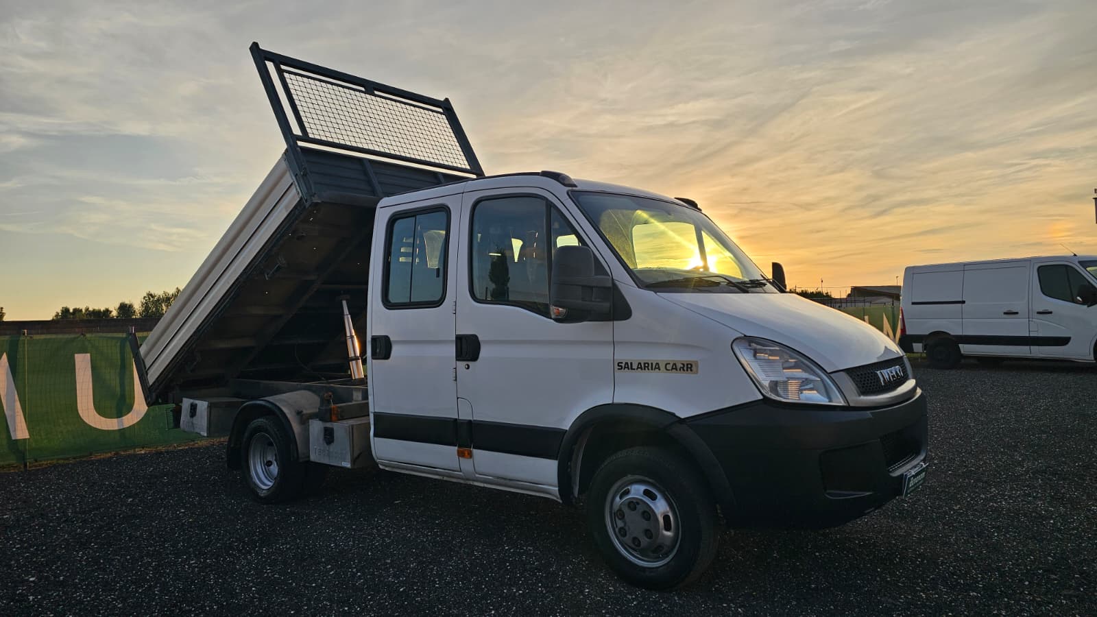 IvecoDaily7posti3.0 ribaltabiletrilaterale