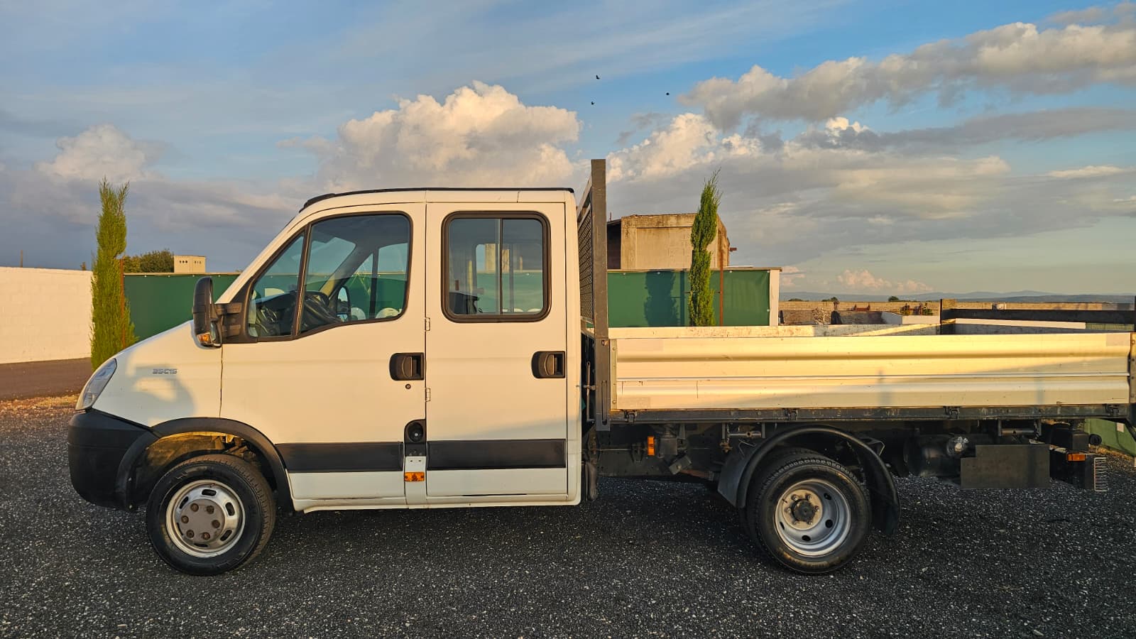 IvecoDaily7posti3.0 ribaltabiletrilaterale