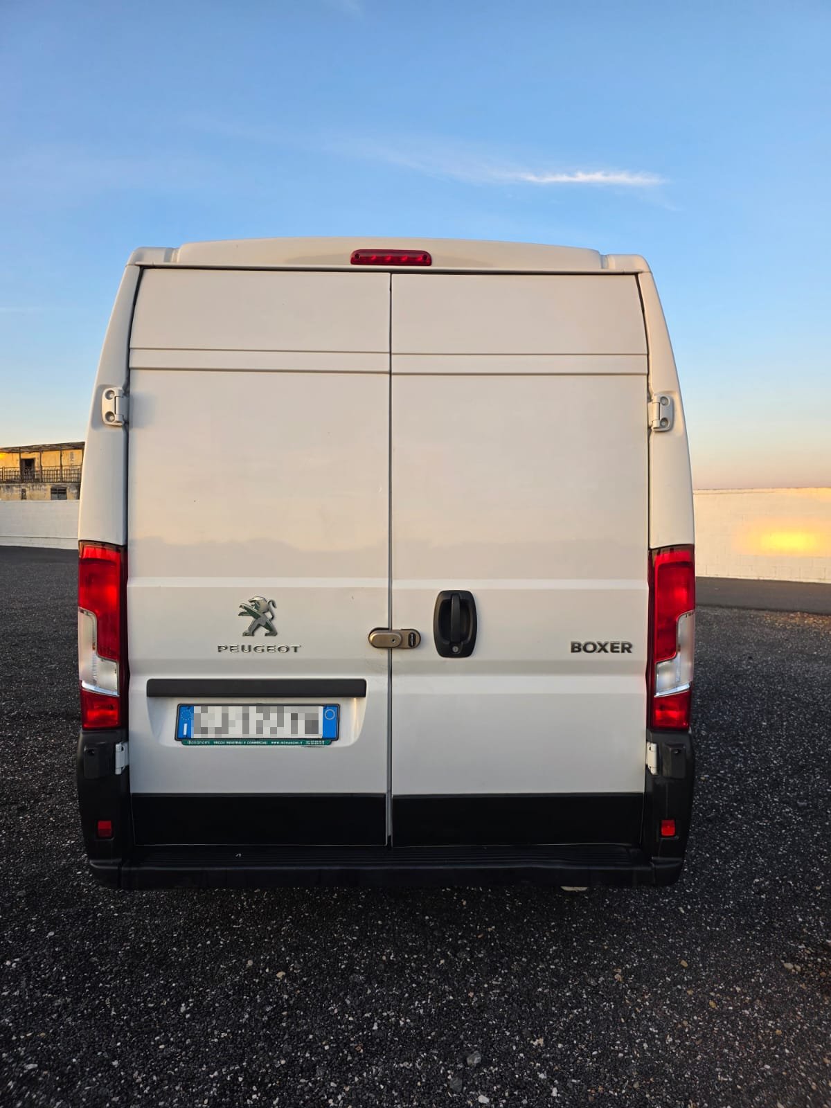 Peugeot Boxer L2 H2 2022 usato con 69.925 km certificati