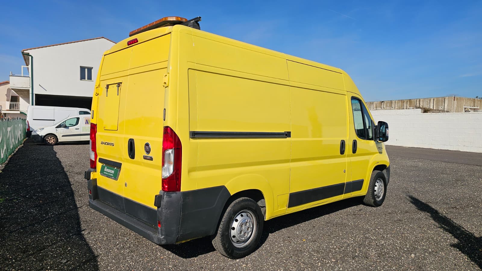 Fiat Ducato officina mobile usato L2 H2 con inverter e cassettiere