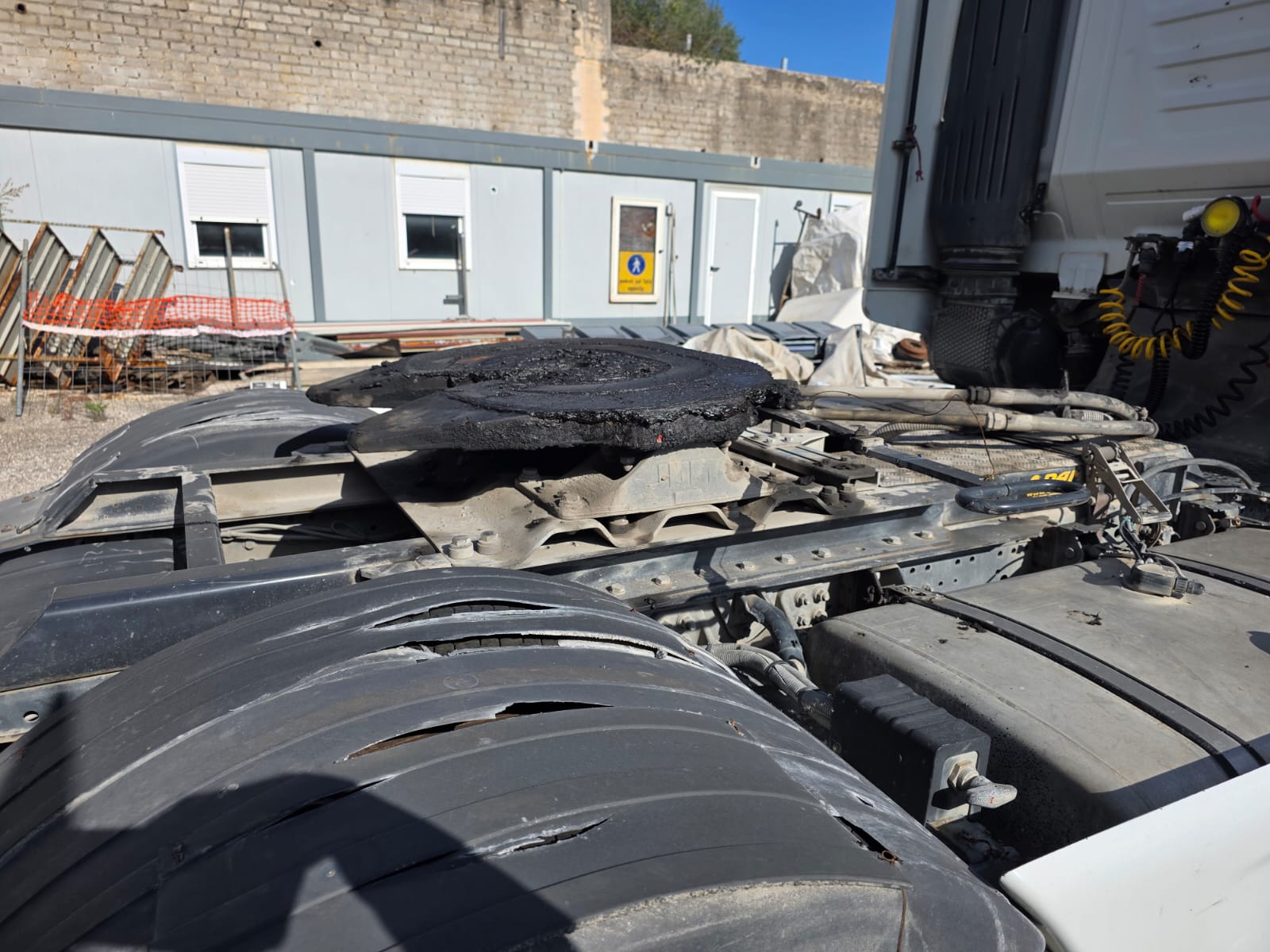 Trattore Iveco Stralis 460 Euro 6 con presa di forza usato