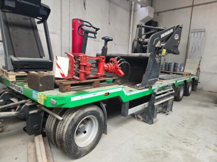 Rimorchio Bertoja 3 assi usato con rampe 2020