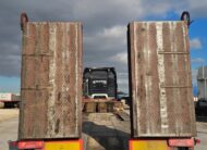 Semirimorchio CTC ribassato con rampe idrauliche doppie