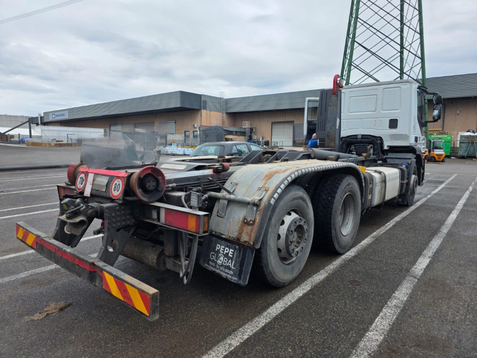 Iveco Stralis 420 scarrabile 3 assi Euro 5