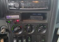 Scania P 380 pianale 3 assi con rampe idrauliche