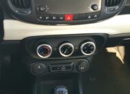 Fiat 500L bianca omologata autocarro N1 con telecamera e navigatore