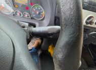 Autocarro Iveco Eurocargo 100E22 bianco con caricatore Icarbazzoli e polipo retrocabina