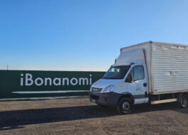 Furgone Iveco Daily 65C15 bianco con cassa in alluminio e sponda posteriore Anteo