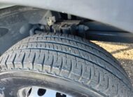 Furgone Iveco Daily 60C14 bianco con cassa gran volume 6 metri e sponda idraulica