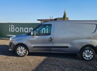 Furgone Fiat Doblò Maxi bianco a metano versione passo lungo