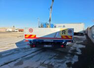 Eurocargo 100E18 blu con gru Bonfiglioli e cassone fisso