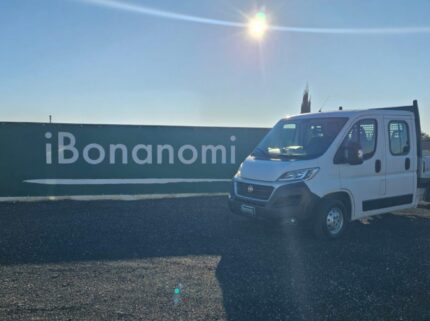 Fiat Ducato doppia cabina bianco 7 posti con cassone fisso e sponde alluminio