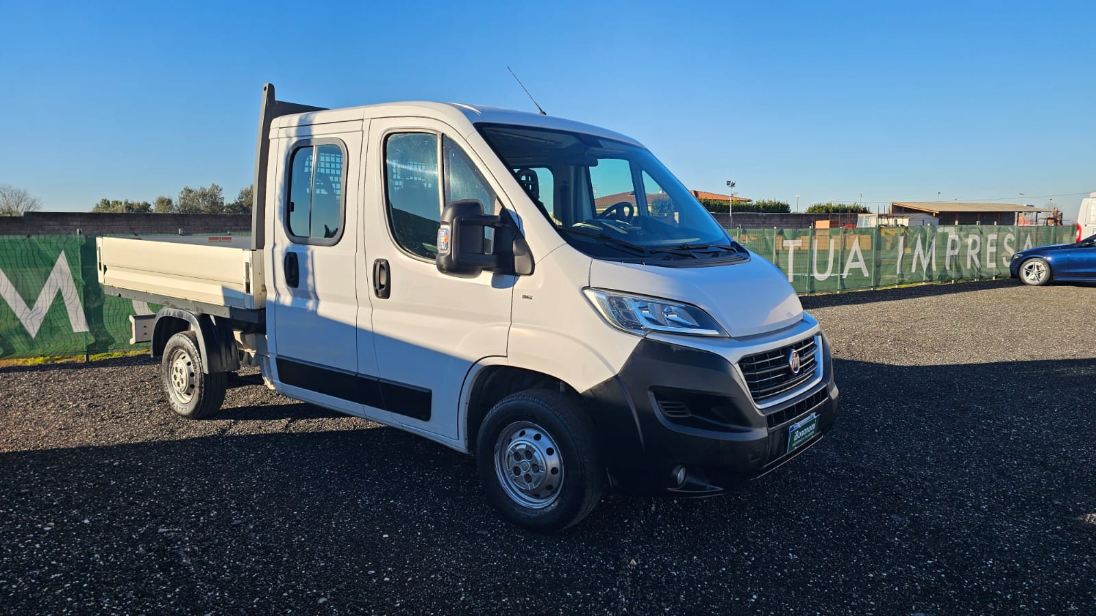 Fiat Ducato doppia cabina bianco 7 posti con cassone fisso e sponde alluminio