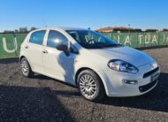Fiat Punto autocarro bianca omologata N1 con 4 posti a sedere