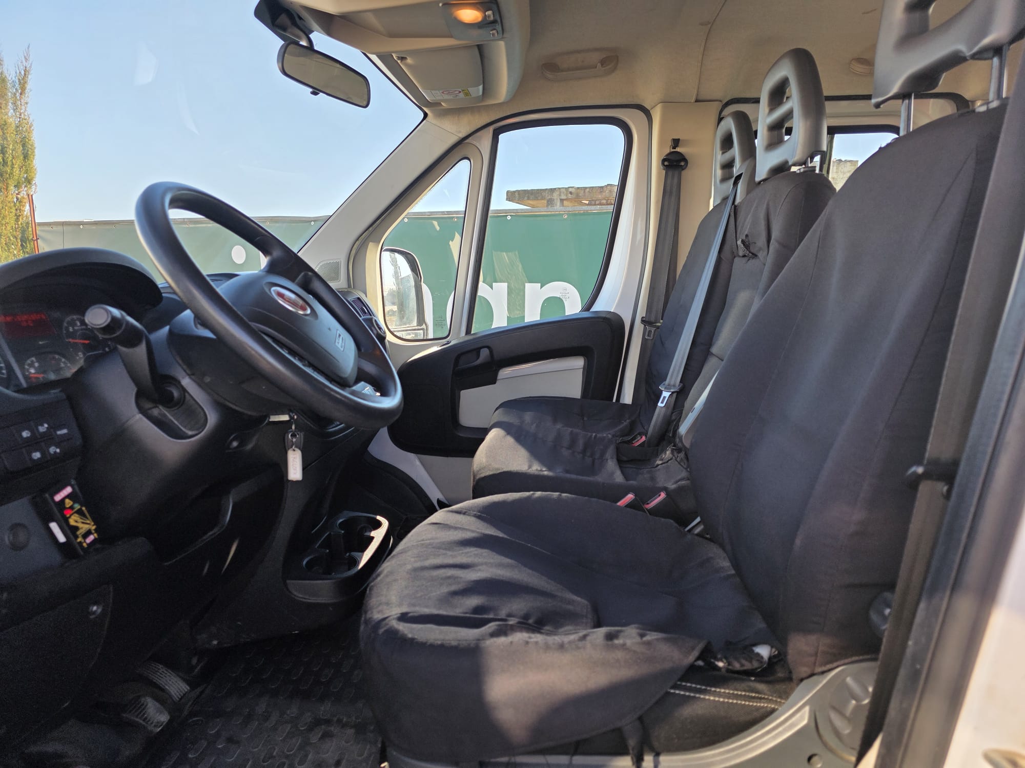 Fiat Ducato 7 posti con cassone e gru Fassi F26 usato 2018