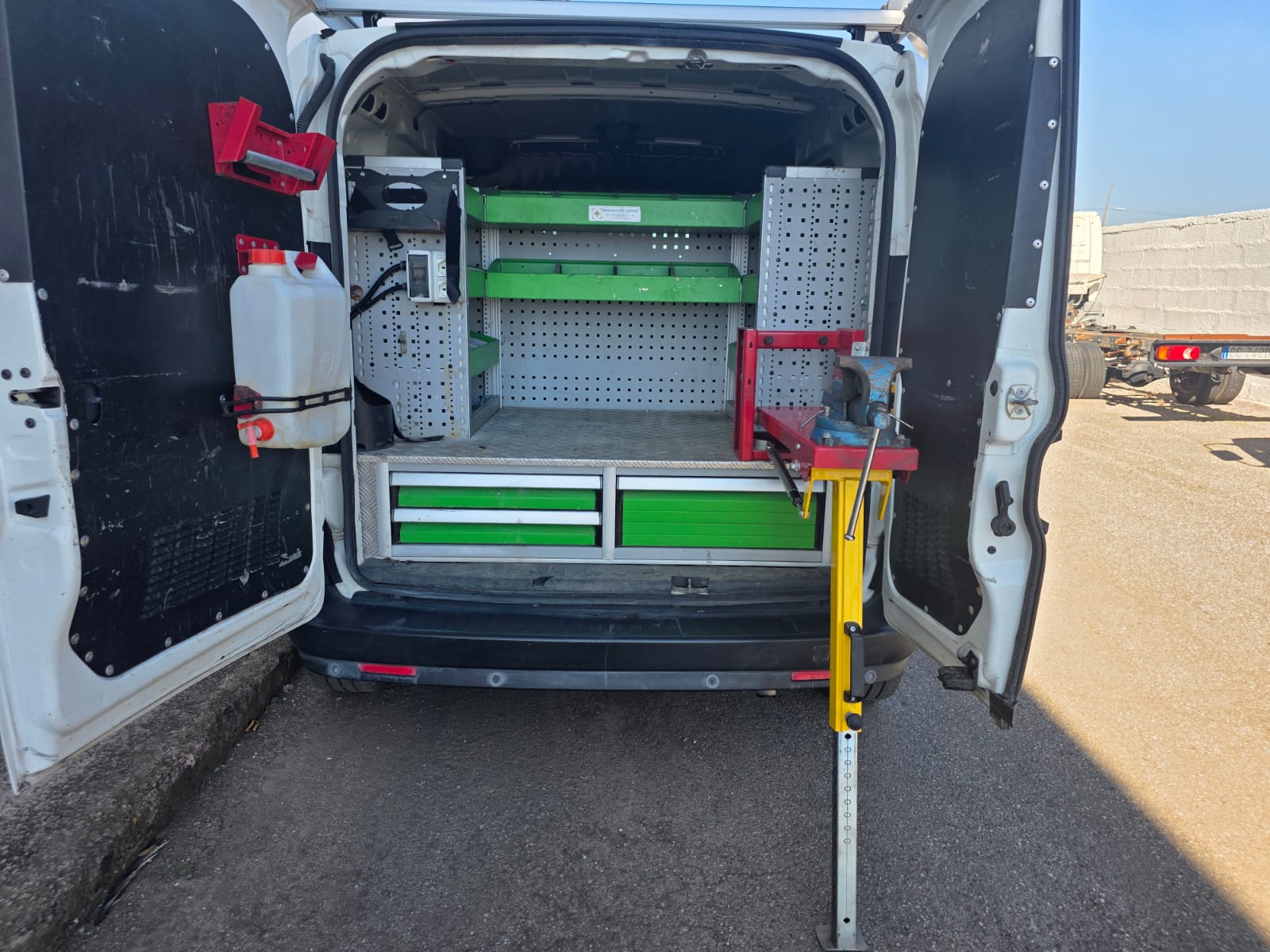 fiat-doblo-officina-mobile-usato-2020