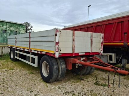 Rimorchio Cardi 2 assi con sponde in alluminio e freni a disco
