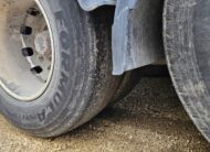 Semirimorchio ribaltabile Menci con cassa in alluminio da 26mc e telo elettrico Cramaro