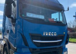 Trattore stradale Iveco Stralis 480 Euro 6 con impianto idraulico usato