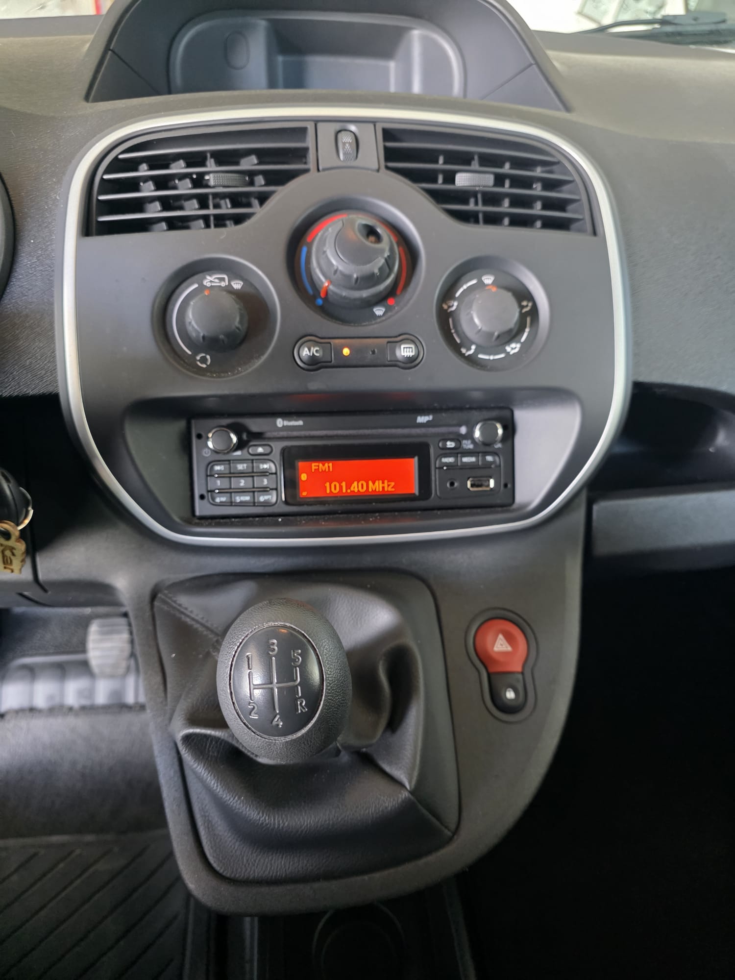 Renault Kangoo usato certificato bianco furgone 2 posti