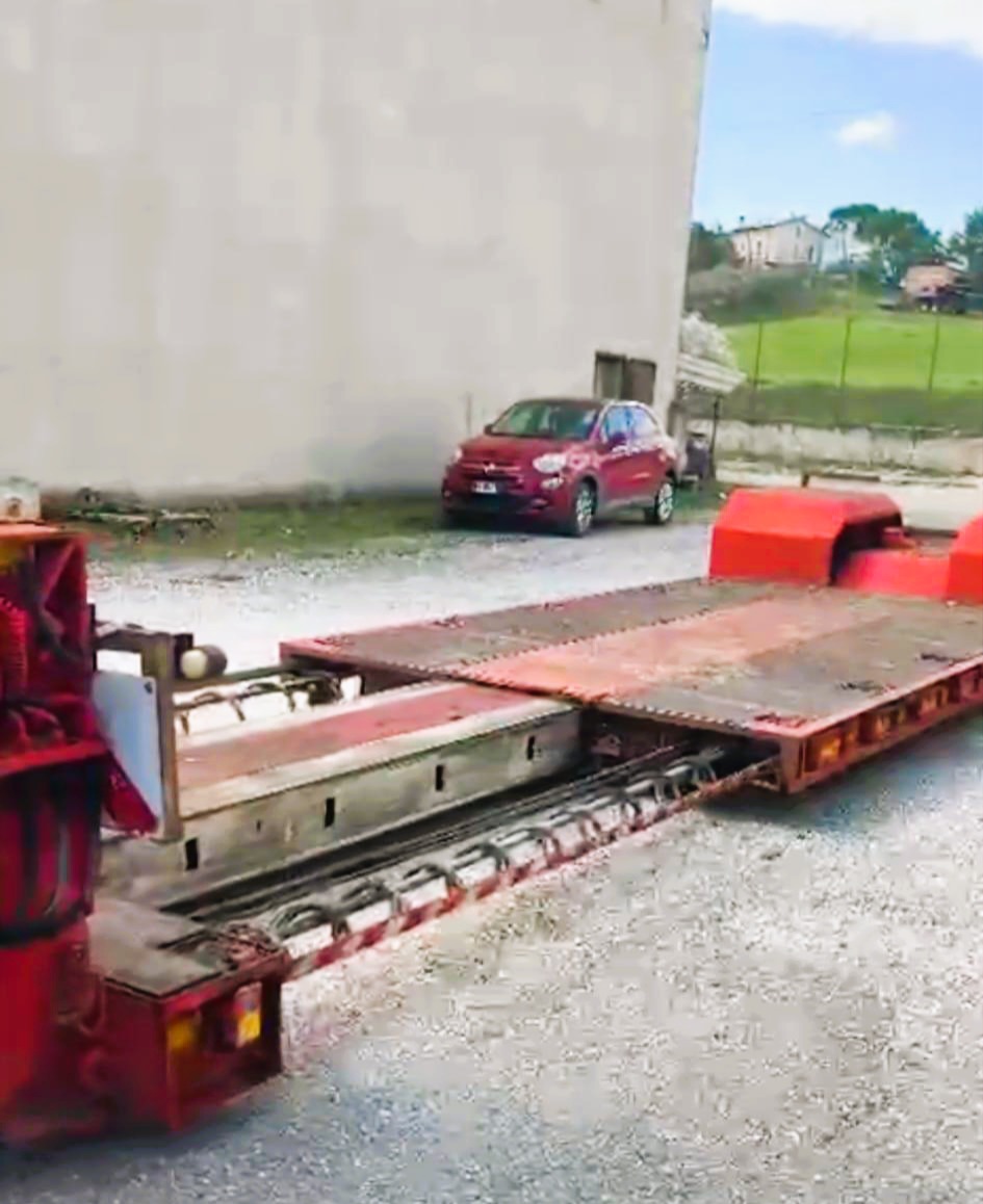 Bertoja ribassato collo staccabile rimorchio allungabile Condor 2 assi