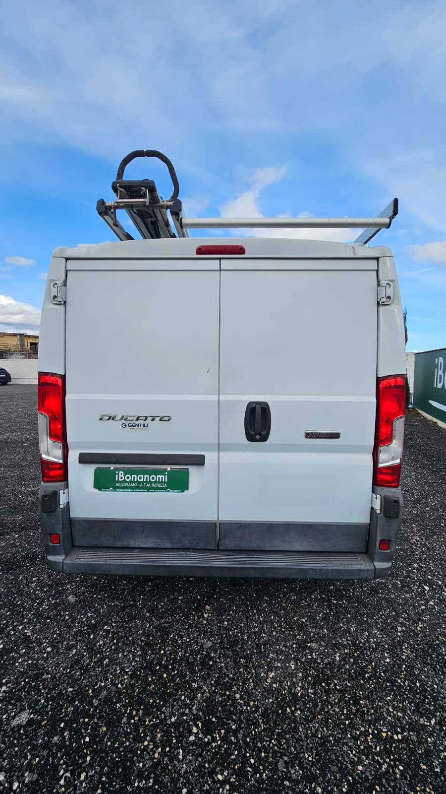 Fiat Ducato officina mobile omologato con portapacchi in alluminio