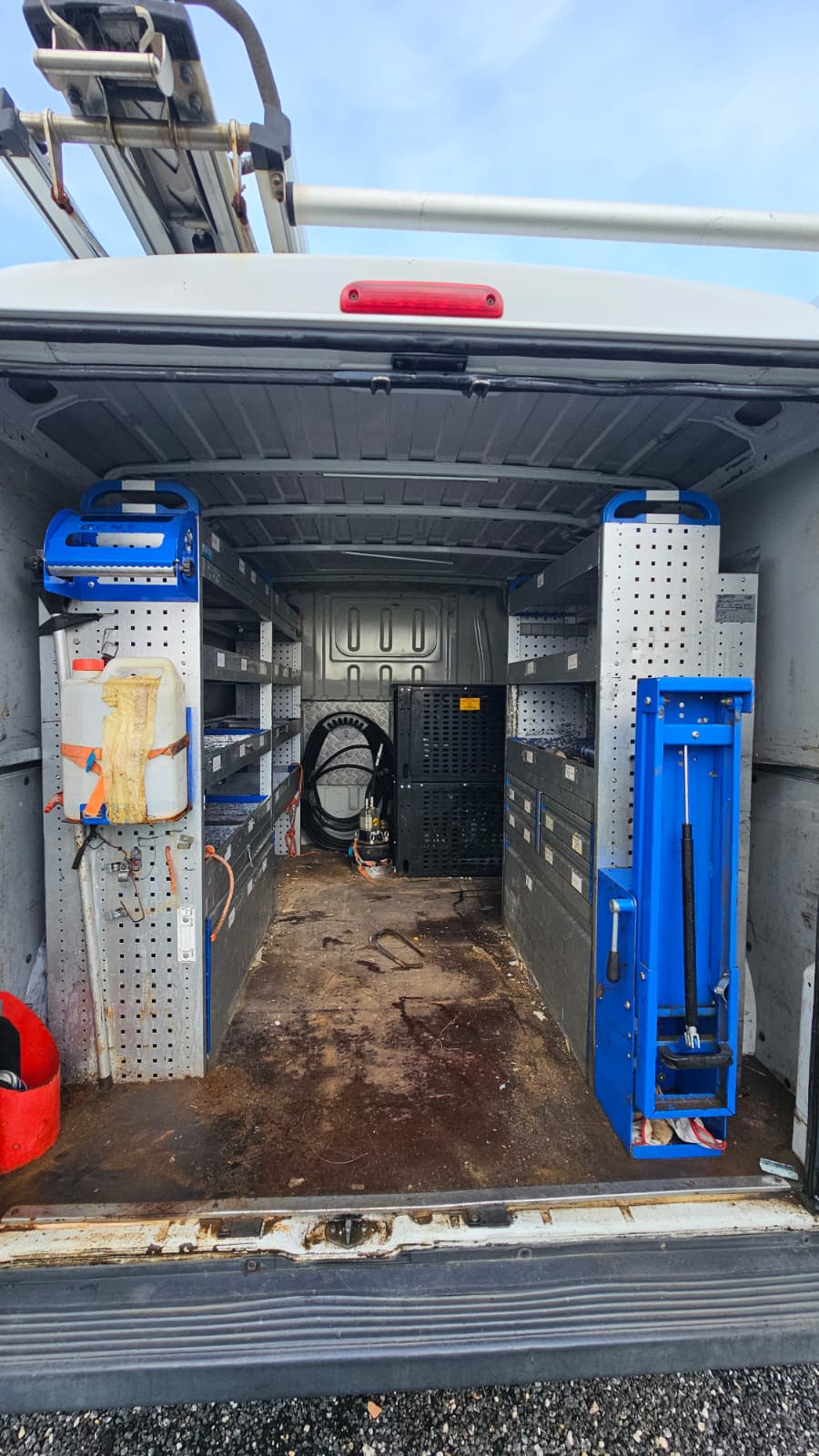 Fiat Ducato officina mobile omologato con portapacchi in alluminio