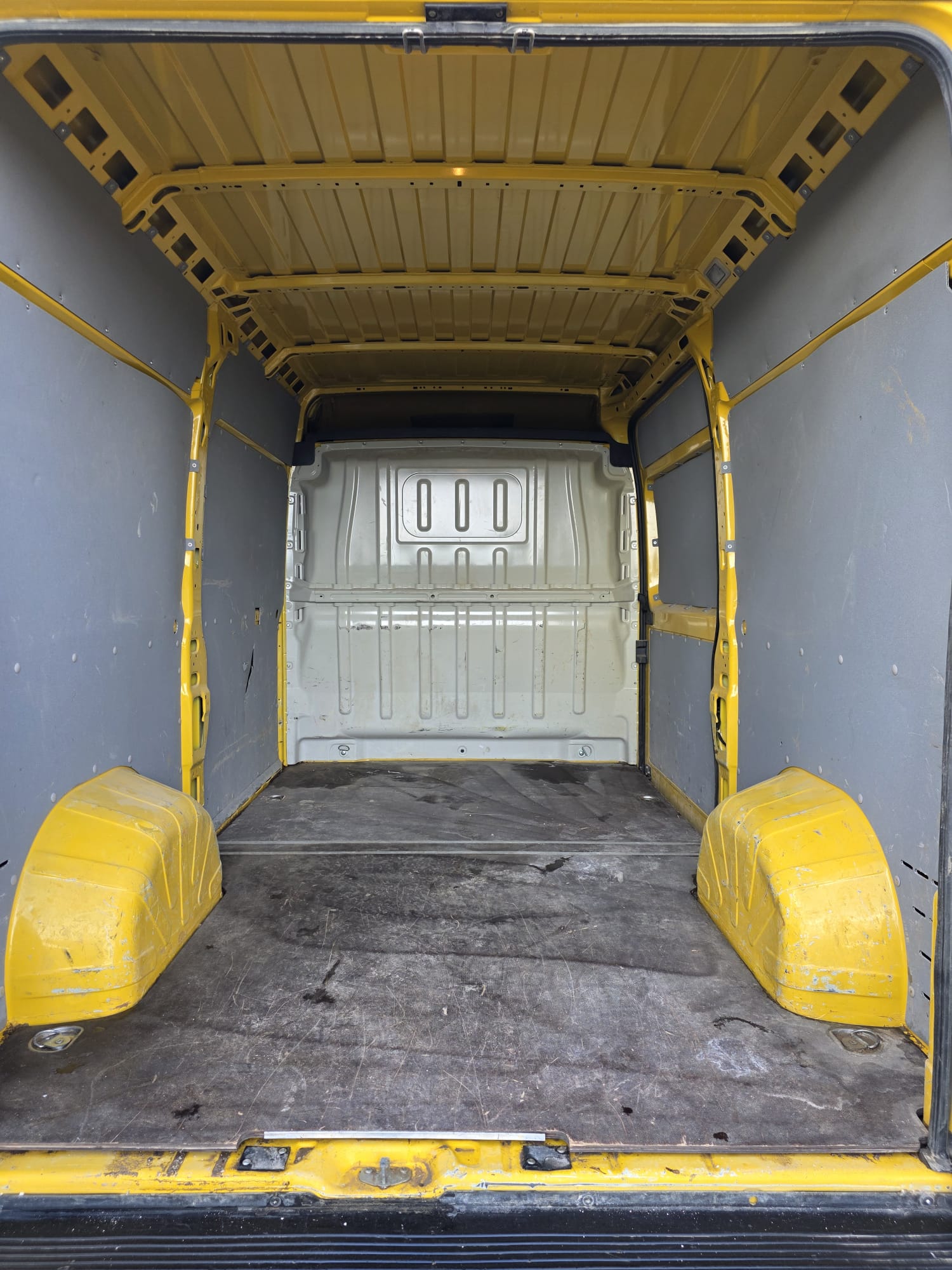 Fiat Ducato L2H2 usato giallo furgone tetto alto 2022
