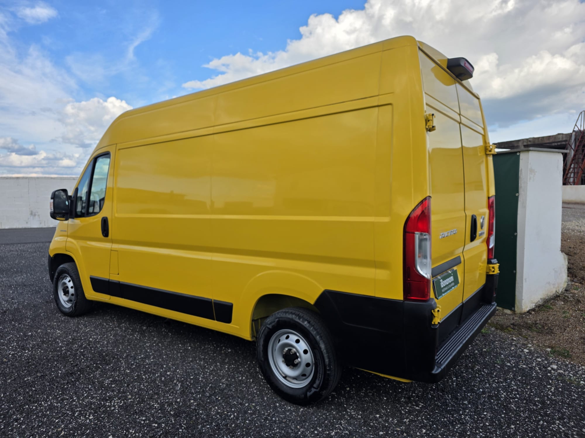 Fiat Ducato L2H2 usato giallo furgone tetto alto 2022