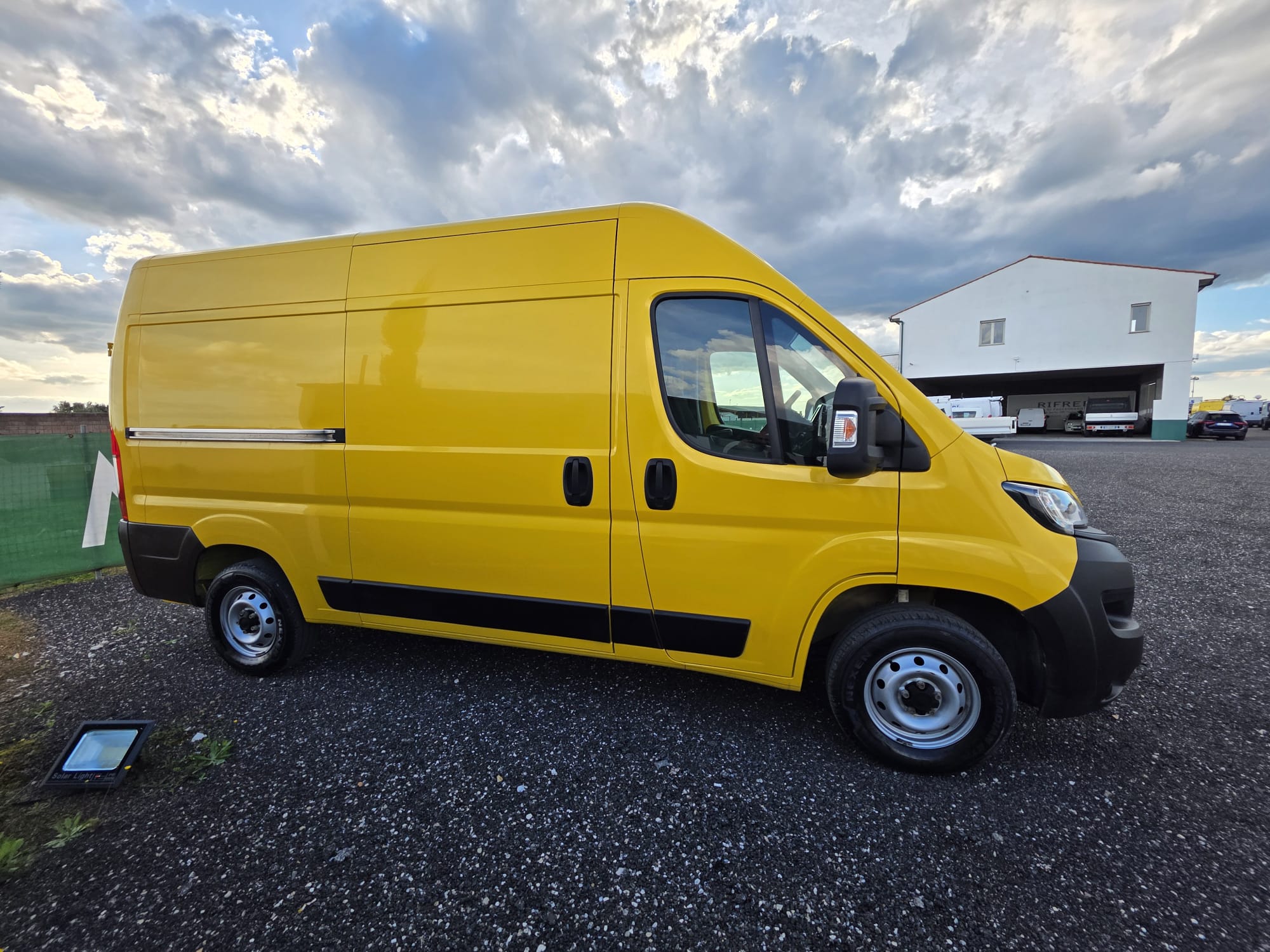 Fiat Ducato L2H2 usato giallo furgone tetto alto 2022