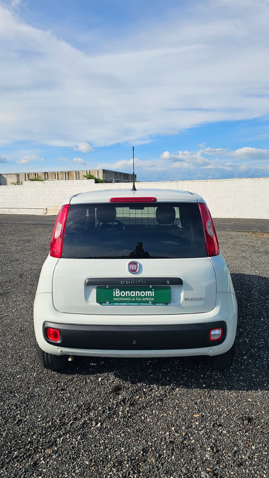 Fiat Panda Van autocarro 1.0 Hybrid 2018 Euro 6D usato certificato iBonanomi